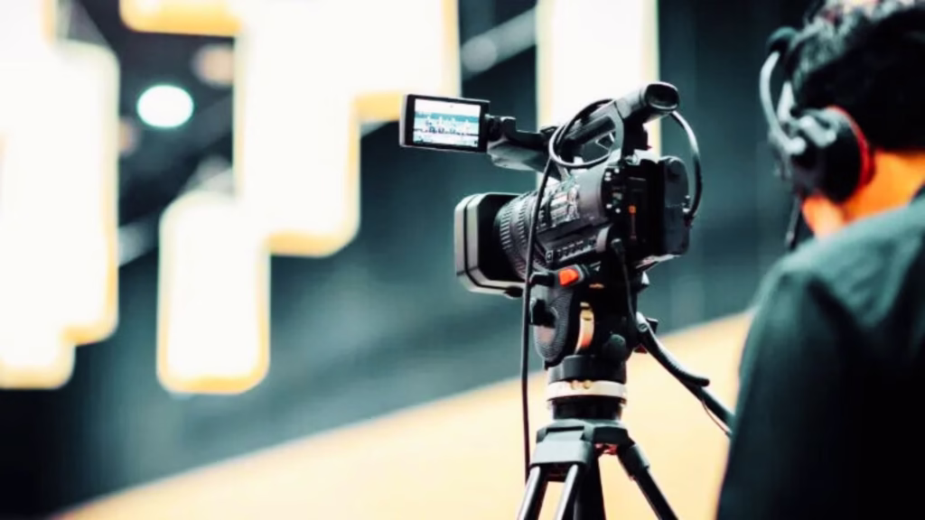 How Storytelling Works in Movies TV and Theatre